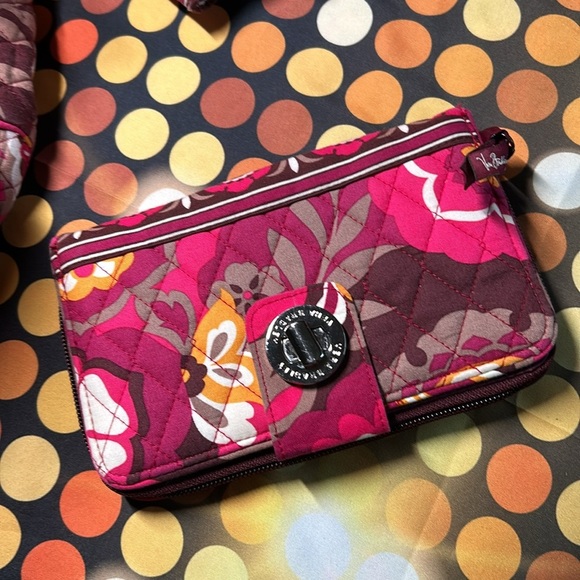 Vera Bradley three piece travel tote purse and wallet set - Picture 9 of 16